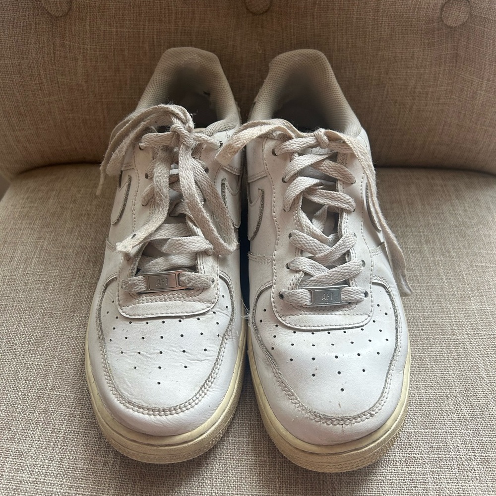 Air Force 1 sneakers